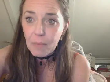 Goatsgirl  live sex cam