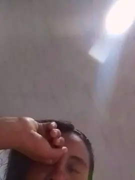 Aisha_koswell33  live sex cam