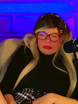 Kittoucharme  live sex cam