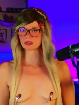 Kittoucharme  live sex cam