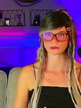 Kittoucharme  live sex cam