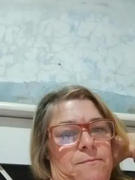Manuela305  live sex cam