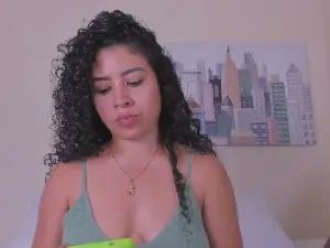 Thara25  live sex cam