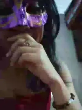 Aicha27  live sex cam