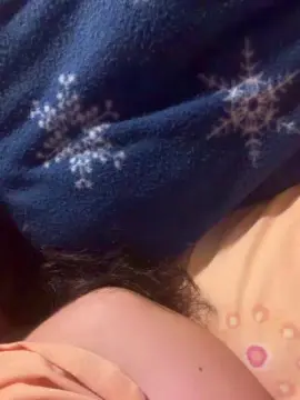 Chicahot57  live sex cam