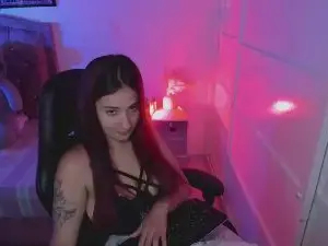 Laura_hoot20  live sex cam