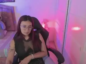 Laura_hoot20  live sex cam