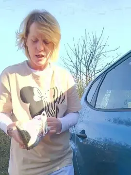 BlueEye_Girl  live sex cam