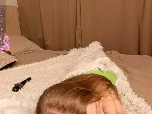 AlexaBrems  live sex cam
