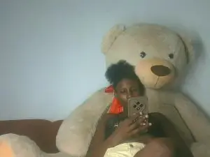 Babytylerr  live sex cam