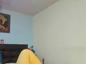 MilaHall_x  live sex cam