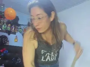 MilaHall_x  live sex cam