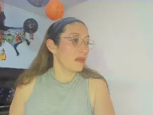 MilaHall_x  live sex cam