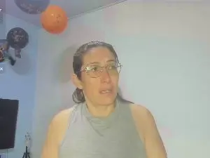 MilaHall_x  live sex cam