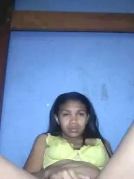 Nathalie98  live sex cam