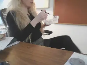 Evaveneto  live sex cam