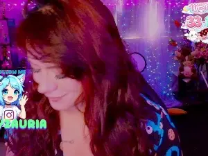 Niiky_zaurya  live sex cam