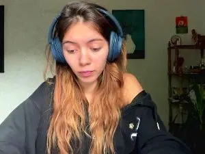 ShantiPali  live sex cam