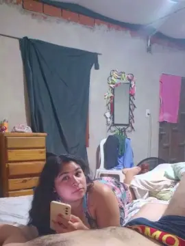 Lovlycouple_xxx  live sex cam