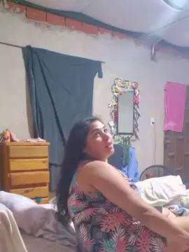 Lovlycouple_xxx  live sex cam