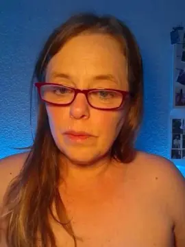 M_o_na_x  live sex cam