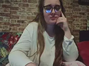 Foxyroxxyx  live sex cam