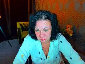 IrissMoon  live sex cam