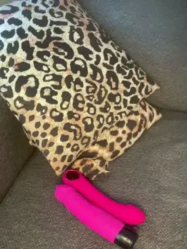Littledreamer97  live sex cam