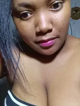Loutrie  live sex cam