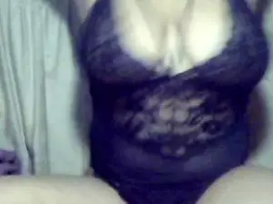Loutrie  live sex cam