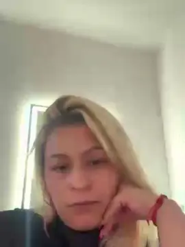 Prichu_hot  live sex cam