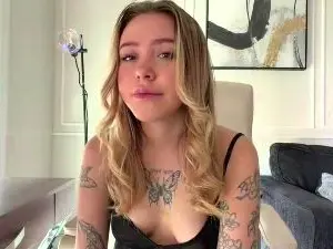 SelinaDelarge  live sex cam