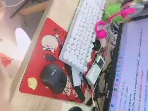 Aweita32  live sex cam