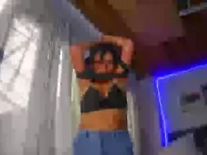 Milk_chloe_  live sex cam