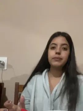 Nikki_hot  live sex cam