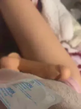 Sugarbabyyyhot  live sex cam