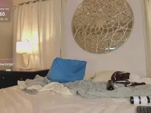 Bambi_cutee  live sex cam