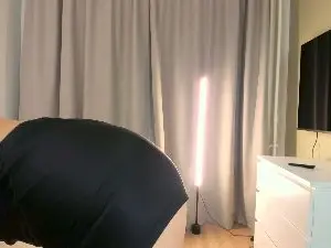 CandyPrato  live sex cam