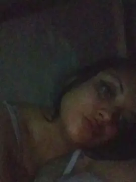 Naqui28  live sex cam