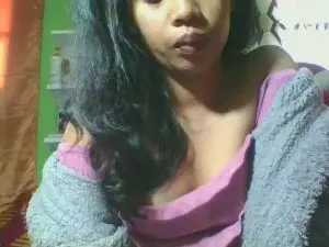 Alyahkelly  live sex cam