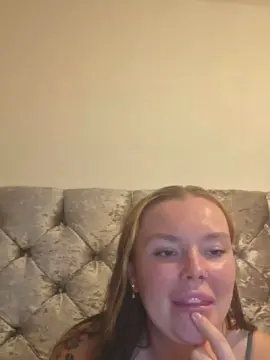NorthernLassx  live sex cam