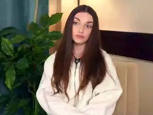 SunnyMele  live sex cam