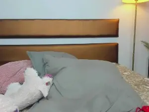 Alexiss_Night  live sex cam