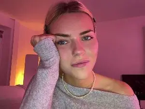 AndrewOlliver  live sex cam