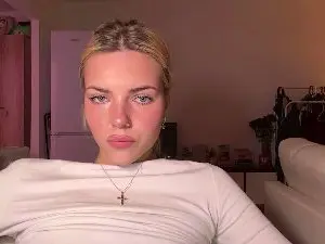 AndrewOlliver  live sex cam