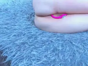 Haddesquirt  live sex cam