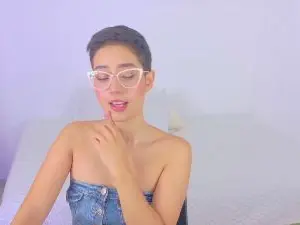 Brendaleon777  live sex cam