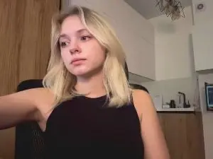 AlethaStewart  live sex cam