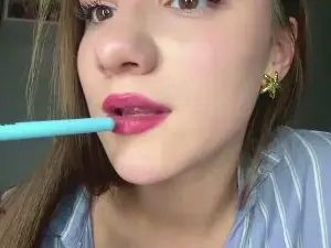 AnitaSuermann  live sex cam