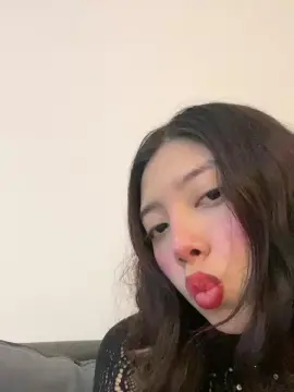 Julietahot2  live sex cam